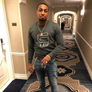 Meet your Posher, La